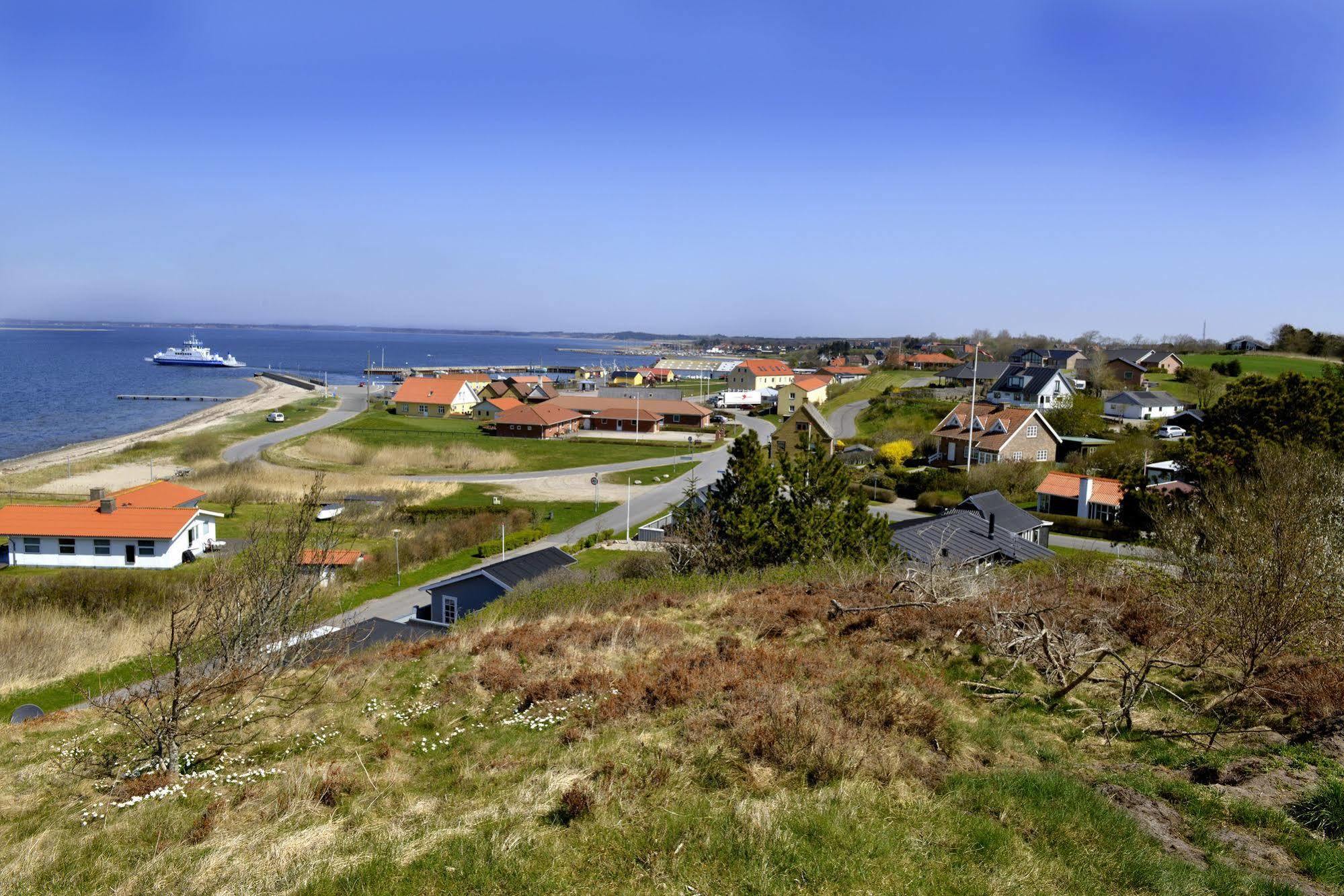 Hvalpsund Faergekro Exterior foto